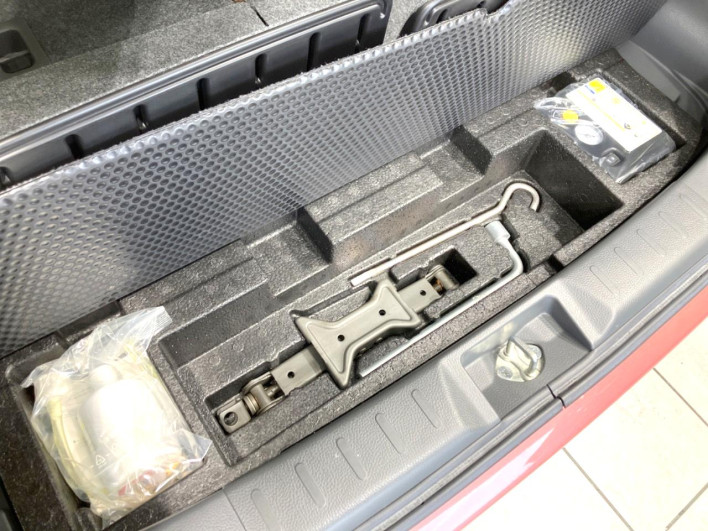 2013 Nissan Moco DBA-MG33S (UW-69ef588bdafe7)[10]