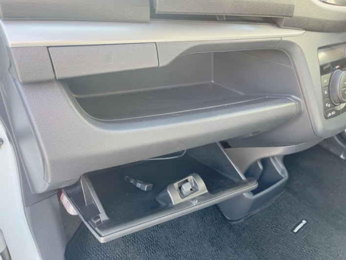 2015 Suzuki Wagon R Stingray DBA-MH34S (UW-69ef588d23519)[21]