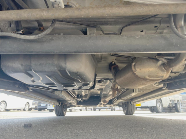 2015 Suzuki Wagon R Stingray DBA-MH34S (UW-69ef588d23519)[24]