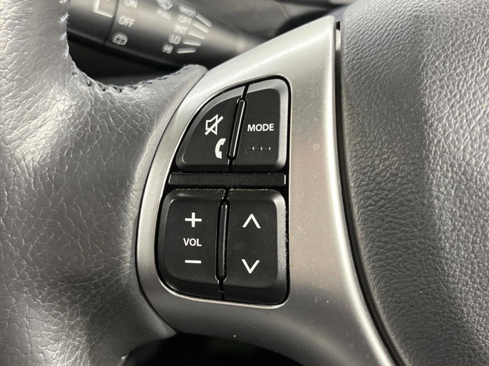 2014 Suzuki Wagon R Stingray DAA-MH44S (UW-69ef588e0df76)[16]