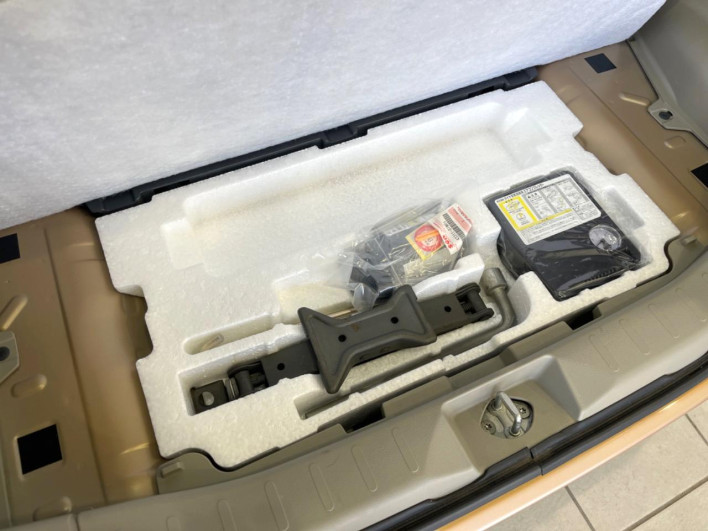 2013 Suzuki Spacia DBA-MK32S (UW-69ef5890cc9ba)[19]