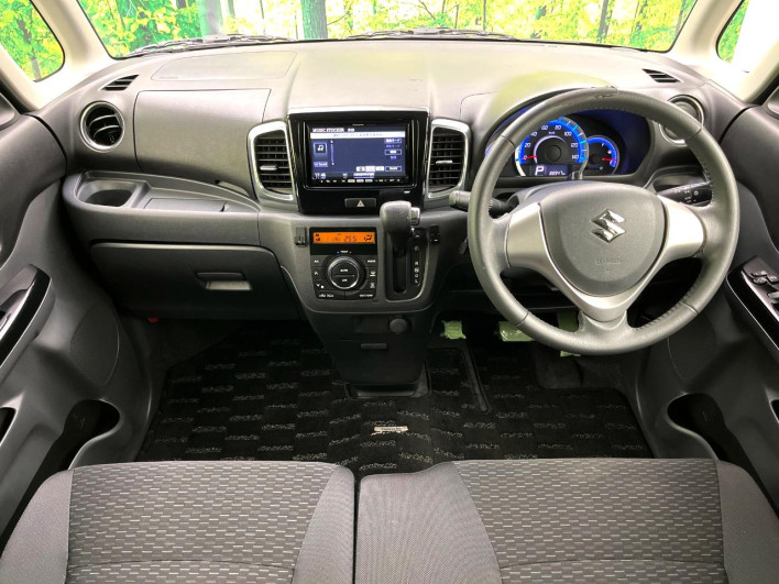 2013 Suzuki Spacia Custom DBA-MK32S (UW-69ef58918ff64)[22]