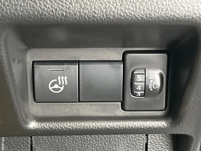 2025 Suzuki Spacia Custom 5AA-MK94S (UW-69ef589786c7f)[21]
