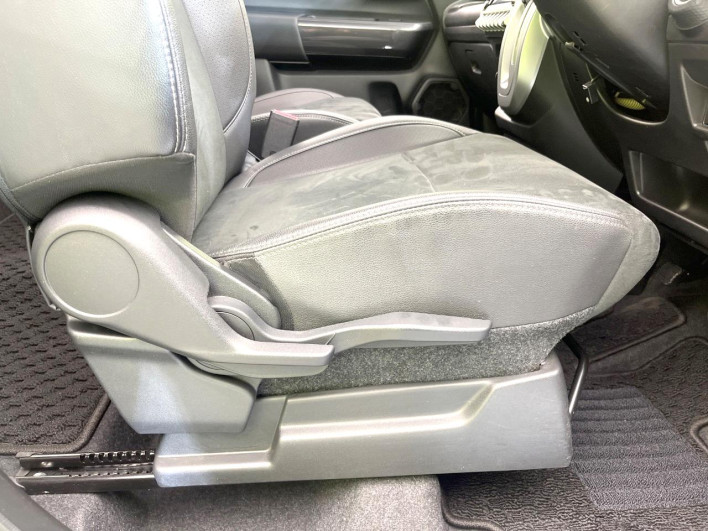 2021 Suzuki Crosbie 4AA-MN71S (UW-69ef5899832e3)[20]