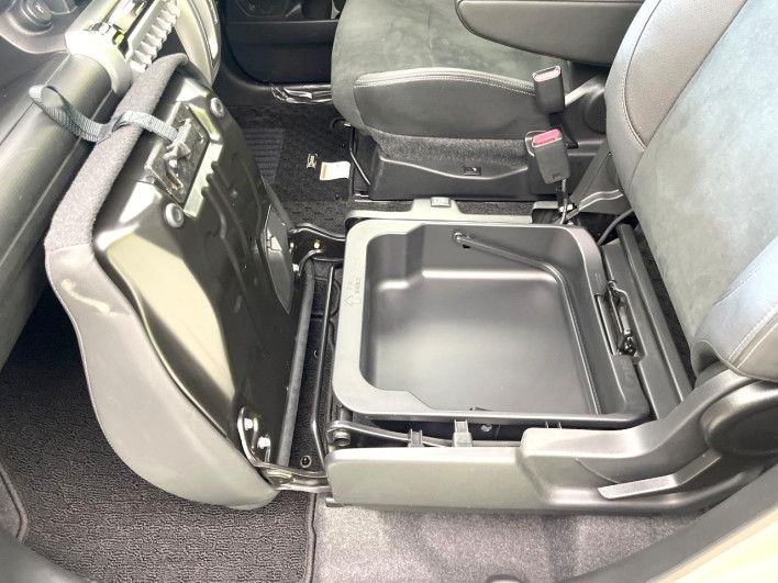 2021 Suzuki Crosbie 4AA-MN71S (UW-69ef5899832e3)[19]