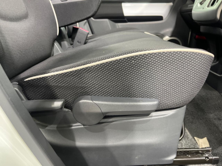 2015 Suzuki Hustler DBA-MR31S (UW-69ef589a223b3)[29]