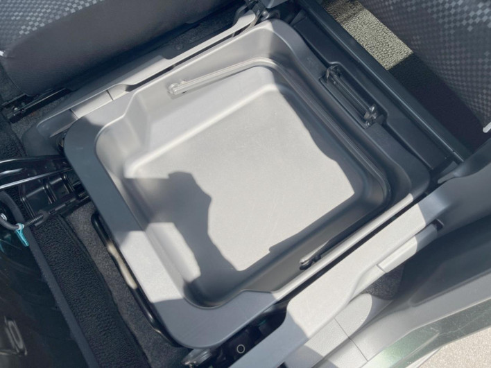 2016 Suzuki Hustler DAA-MR41S (UW-69ef589b32439)[23]