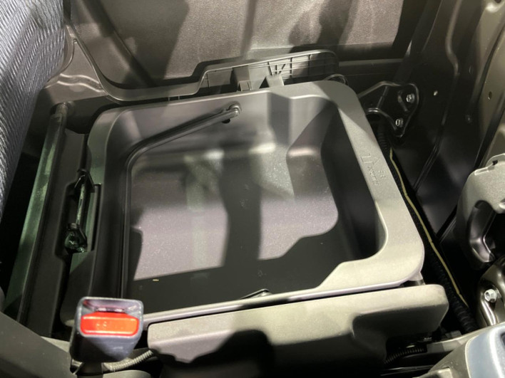 2021 Suzuki Hustler 5AA-MR92S (UW-69ef58a018e53)[24]