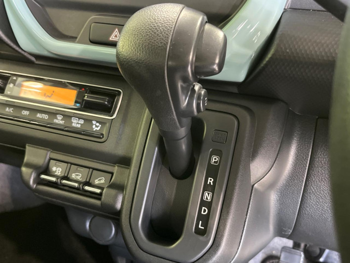 2024 Suzuki Hustler 5AA-MR92S (UW-69ef58a133add)[13]