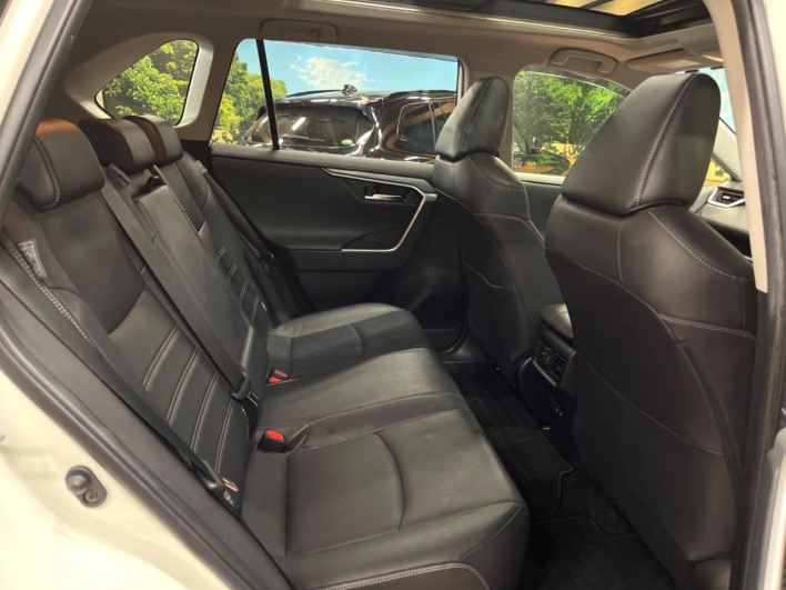 2019 Toyota RAV4 6BA-MXAA54 (UW-69ef58a60304d)[19]