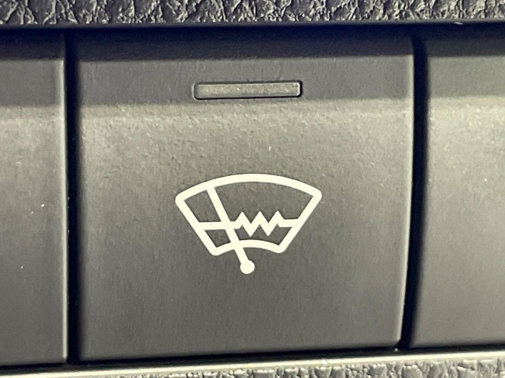 2021 Toyota RAV4 6BA-MXAA54 (UW-69ef58a61e32a)[28]