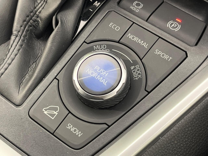 2020 Toyota RAV4 6BA-MXAA54 (UW-69ef58a89b2be)[28]