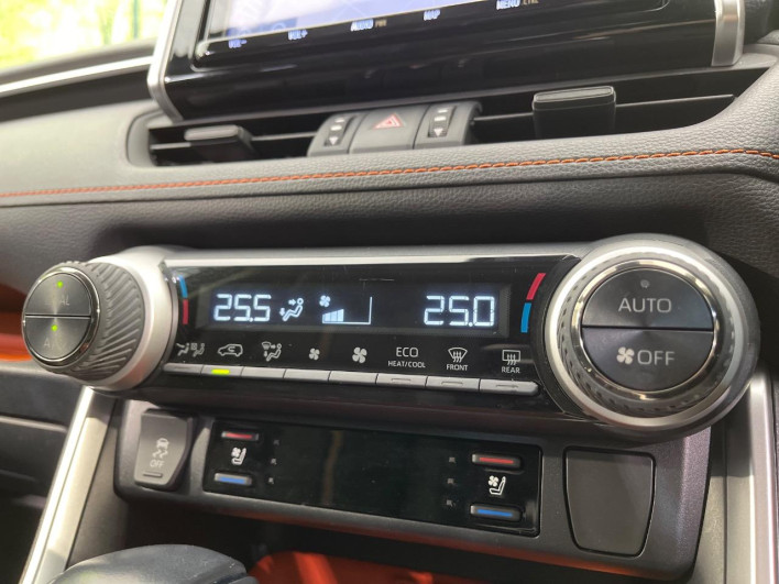 2020 Toyota RAV4 6BA-MXAA54 (UW-69ef58a89b2be)[22]