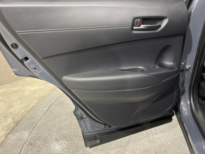 2025 Toyota Corolla Cross 6AA-MXGH15 (UW-69ef58a9cdc4d)[28]