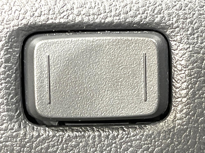 2025 Toyota Corolla Cross 6AA-MXGH15 (UW-69ef58aa2813f)[25]