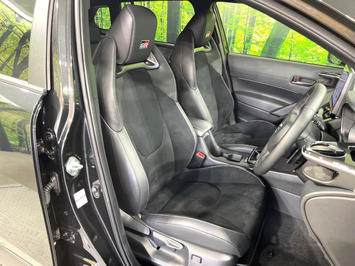 2025 Toyota Corolla Cross 6AA-MXGH15 (UW-69ef58aa2813f)[24]