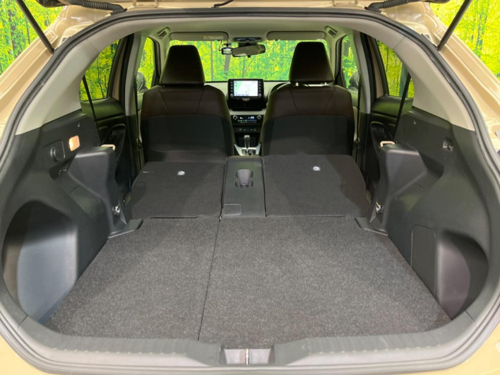 2022 Toyota Yaris Cross 5BA-MXPB10 (UW-69ef58ac195ae)[8]