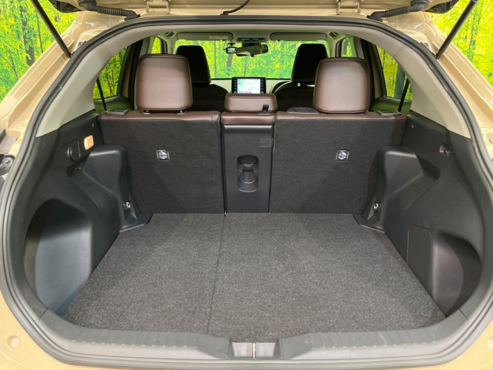 2022 Toyota Yaris Cross 5BA-MXPB10 (UW-69ef58ac195ae)[14]