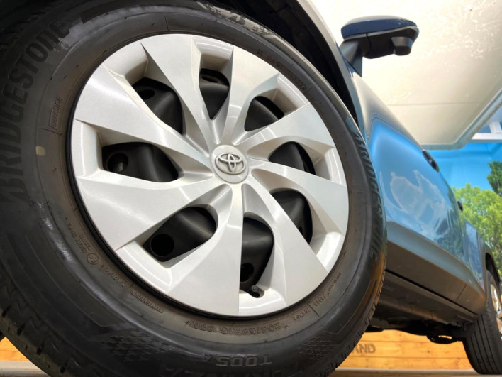 2023 Toyota Yaris Cross 5BA-MXPB10 (UW-69ef58ac37d18)[11]