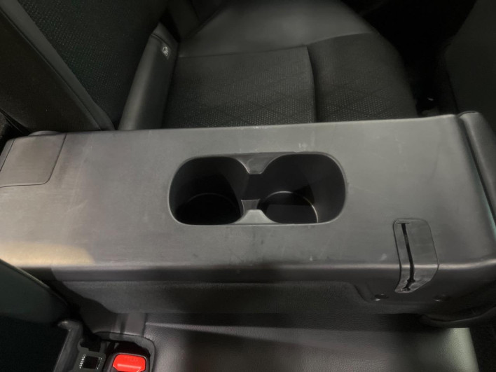 2025 Toyota Yaris Cross 5BA-MXPB15 (UW-69ef58ac8e4c9)[18]