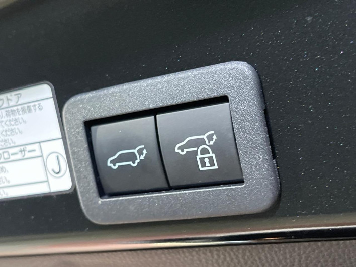 2025 Toyota Yaris Cross 5BA-MXPB15 (UW-69ef58ac8e4c9)[11]