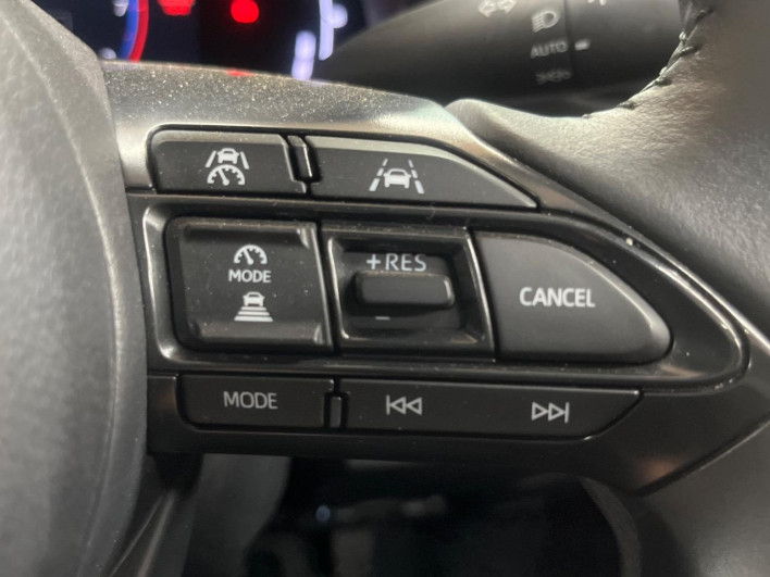 2025 Toyota Yaris Cross 5BA-MXPB15 (UW-69ef58ac8e4c9)[26]