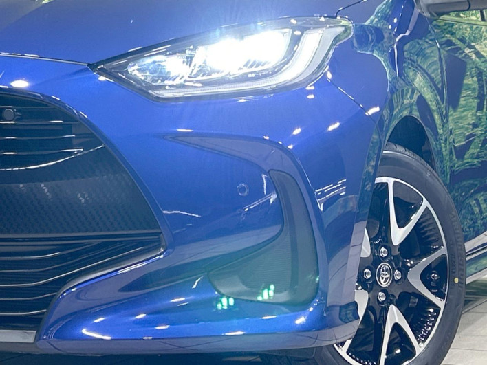 2021 Toyota Yaris 6AA-MXPH10 (UW-69ef58adecffe)[18]