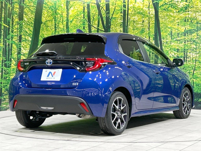 2021 Toyota Yaris 6AA-MXPH10 (UW-69ef58adecffe)[10]