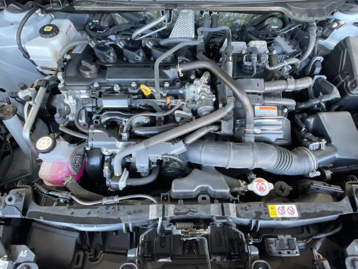 2023 Toyota Yaris 6AA-MXPH10 (UW-69ef58ae1436d)[4]