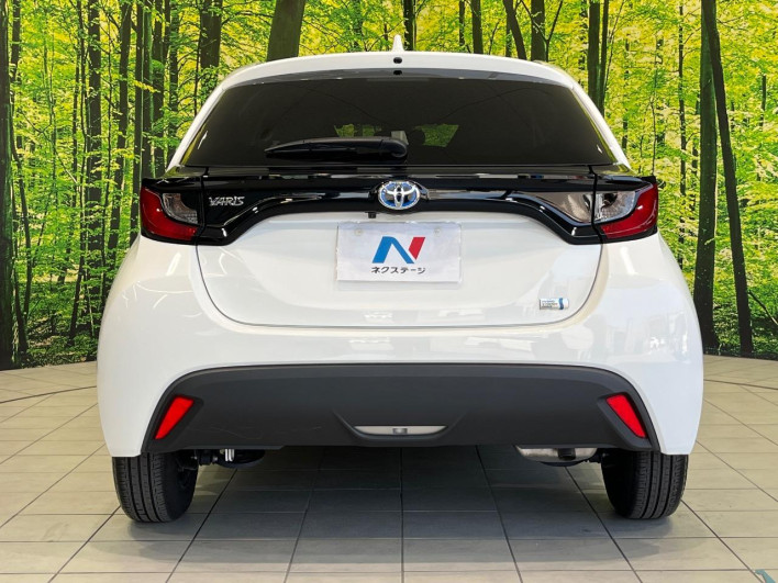 2023 Toyota Yaris 6AA-MXPH10 (UW-69ef58ae62d68)[18]