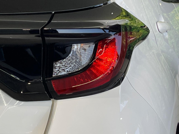 2023 Toyota Yaris 6AA-MXPH10 (UW-69ef58ae62d68)[25]