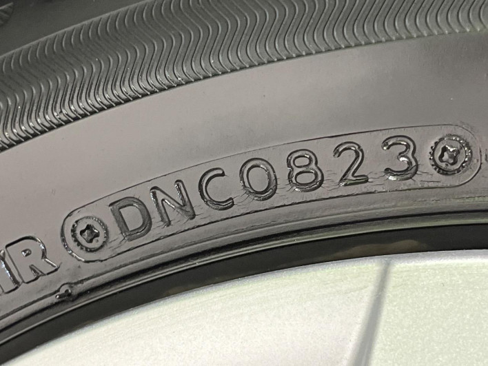 2023 Toyota Yaris 6AA-MXPH10 (UW-69ef58ae62d68)[6]