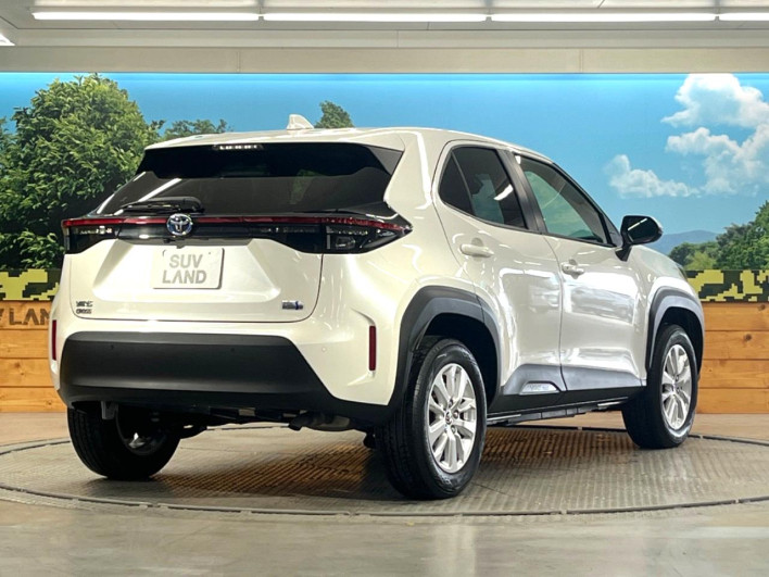 2021 Toyota Yaris Cross 6AA-MXPJ10 (UW-69ef58af20485)[17]