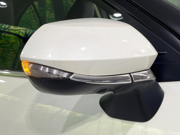 2022 Toyota Yaris Cross 6AA-MXPJ10 (UW-69ef58afc9a04)[22]