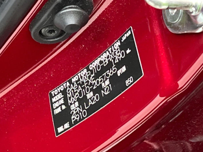 2024 Toyota Yaris Cross 6AA-MXPJ10 (UW-69ef58b062b7b)[1]