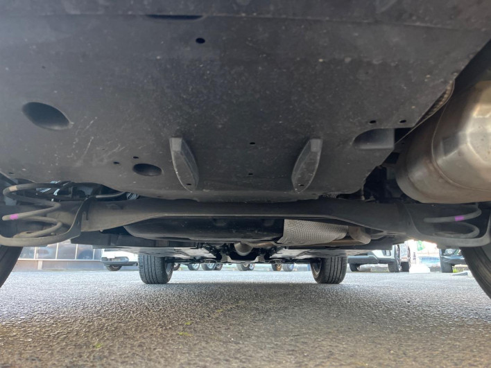 2022 Toyota Yaris Cross 6AA-MXPJ10 (UW-69ef58b109303)[12]