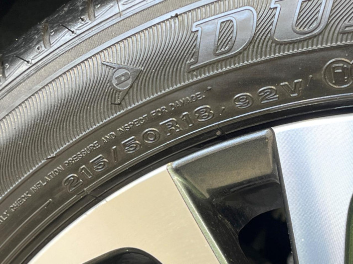 2022 Toyota Yaris Cross 6AA-MXPJ10 (UW-69ef58b1a0c96)[26]