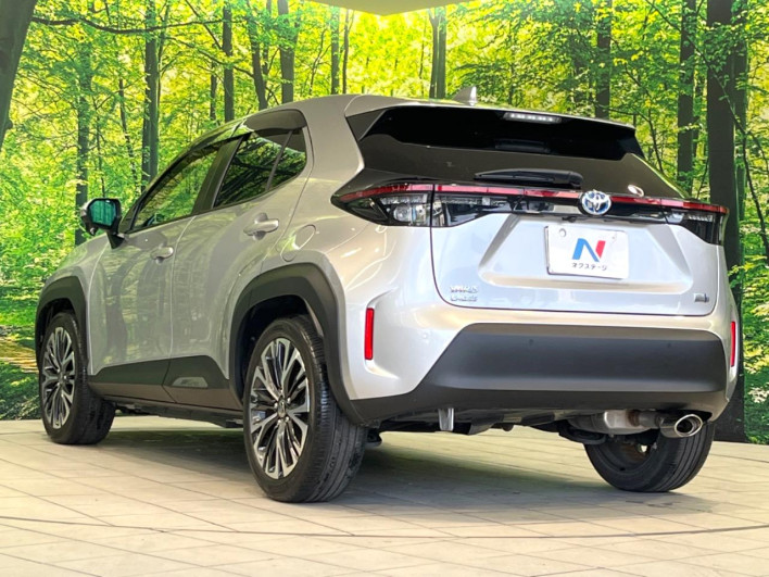 2022 Toyota Yaris Cross 6AA-MXPJ10 (UW-69ef58b1a0c96)[18]