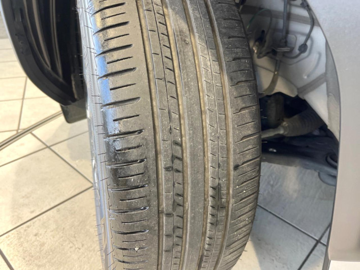 2022 Toyota Yaris Cross 6AA-MXPJ10 (UW-69ef58b1a0c96)[23]