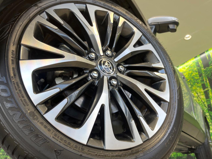 2022 Toyota Yaris Cross 6AA-MXPJ10 (UW-69ef58b1a0c96)[22]