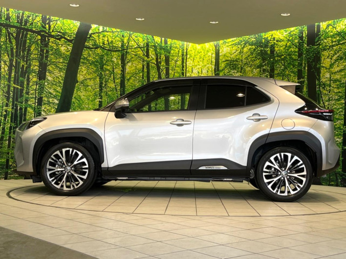 2022 Toyota Yaris Cross 6AA-MXPJ10 (UW-69ef58b1a0c96)[19]