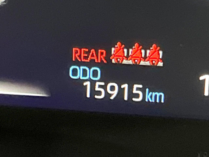 2023 Toyota Yaris Cross 6AA-MXPJ10 (UW-69ef58b2483e4)[2]