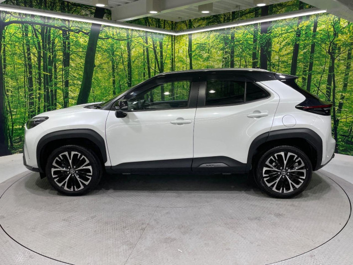 2024 Toyota Yaris Cross 6AA-MXPJ10 (UW-69ef58b2854c0)[15]