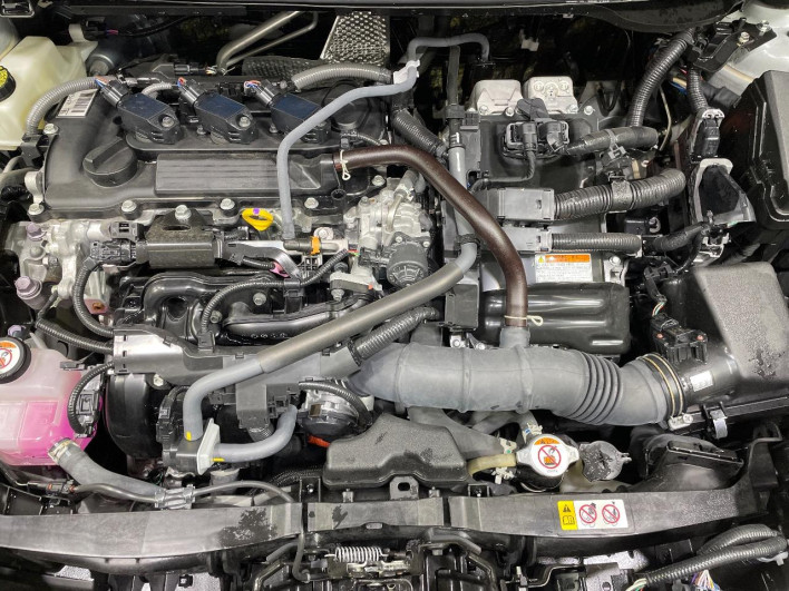 2024 Toyota Yaris Cross 6AA-MXPJ10 (UW-69ef58b2854c0)[4]