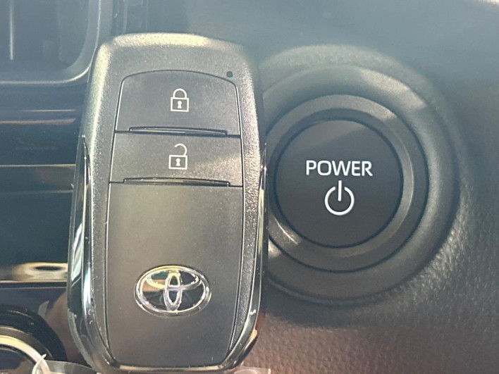 2026 Toyota Yaris Cross 6AA-MXPJ10 (UW-69ef58b3e8fac)[4]