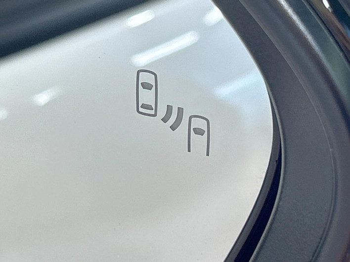 2026 Toyota Yaris Cross 6AA-MXPJ10 (UW-69ef58b3e8fac)[21]