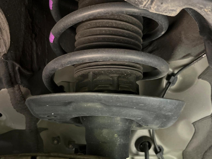 2022 Toyota Aqua 6AA-MXPK11 (UW-69ef58b4a431c)[19]