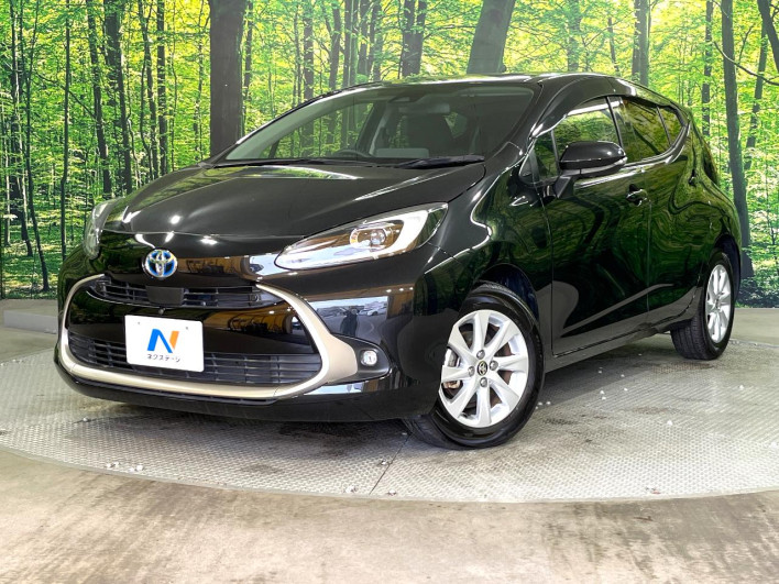 2022 Toyota Aqua 6AA-MXPK11 (UW-69ef58b4a431c)[0]