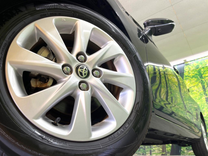 2022 Toyota Aqua 6AA-MXPK11 (UW-69ef58b4a431c)[17]