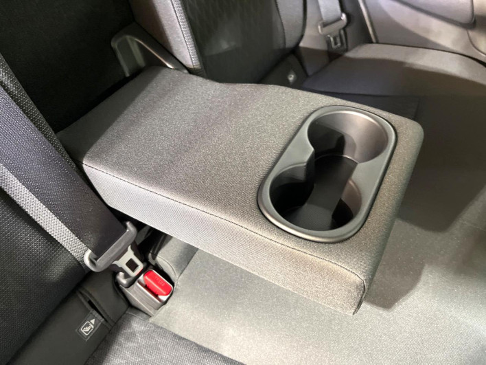 2022 Toyota Aqua 6AA-MXPK11 (UW-69ef58b4a431c)[26]